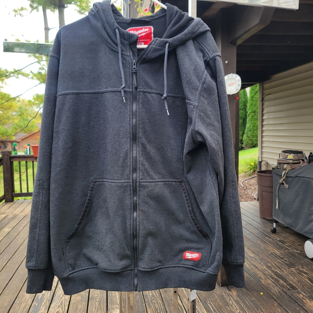 Milwaukee Black Men's Hooded Sweater 2 Xl